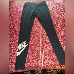Black Nike Leggings